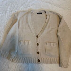 GAP Off-White Knit Pullover